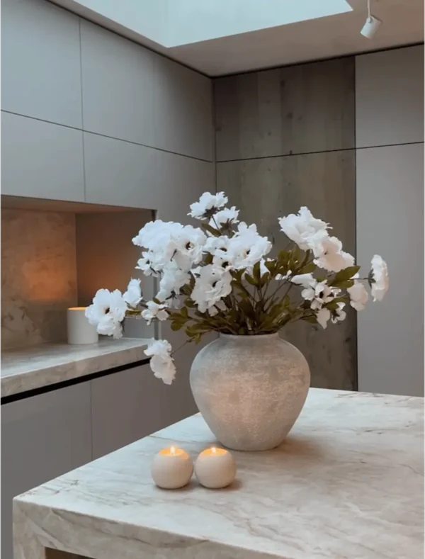 Moutan Peony Bunch — White (8 Stems)
