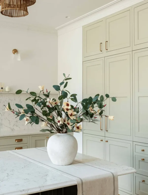 p106_g1 Eucalyptus & Cream Magnolia Faux Arrangement